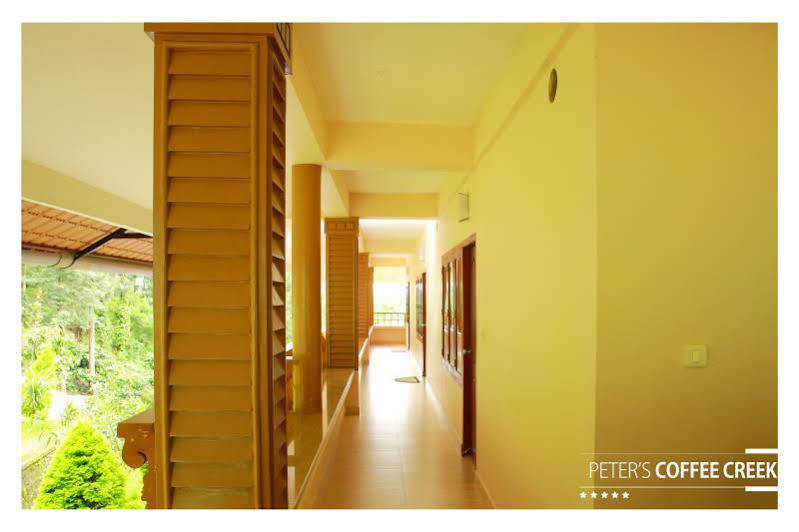 Peter'S Coffee Creek Nature Resort Meppādi Esterno foto